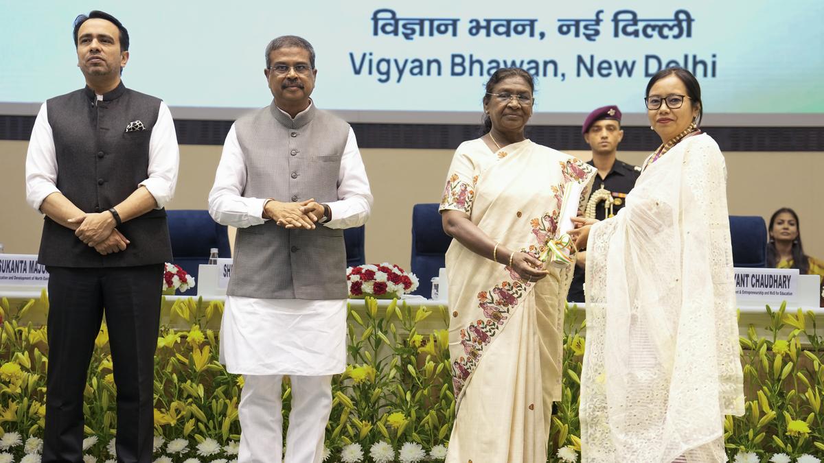 President Droupadi Murmu presents National Teacher Awards to outstanding educators