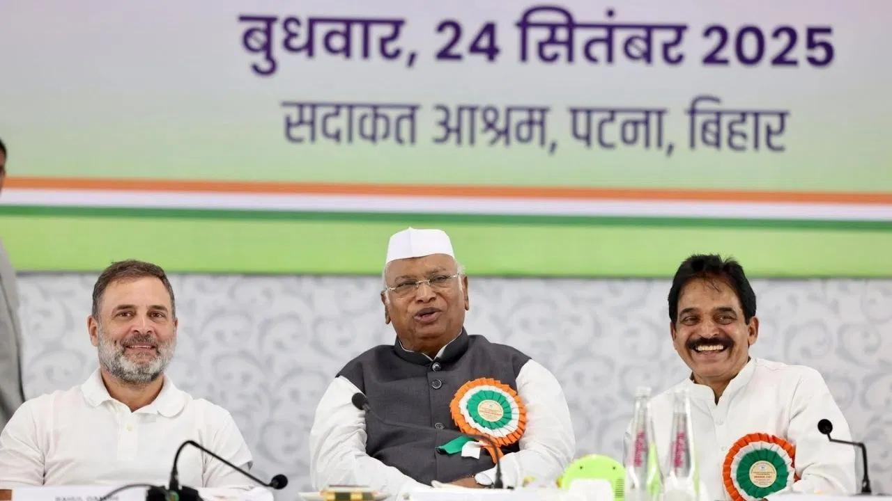 Congress CWC Meeting in Patna Lasted Nearly 5 Hours, Two Major Resolutions Passed