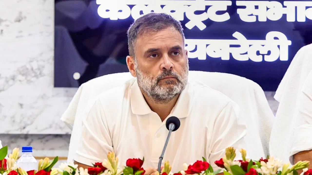 मोदी को सत्ता से इतना प्यार क्यों? राहुल गांधी पीएम के जन्मदिन पर “हाइड्रोजन बम” गिरा सकते हैं