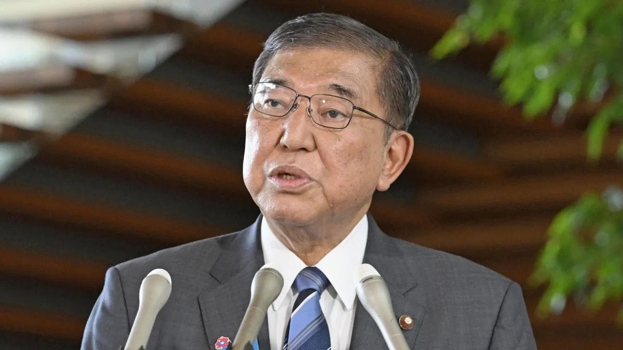 Japanese Prime Minister Shigeru Ishiba Resigns Amid Pressure Following Parliamentary Election Defeat