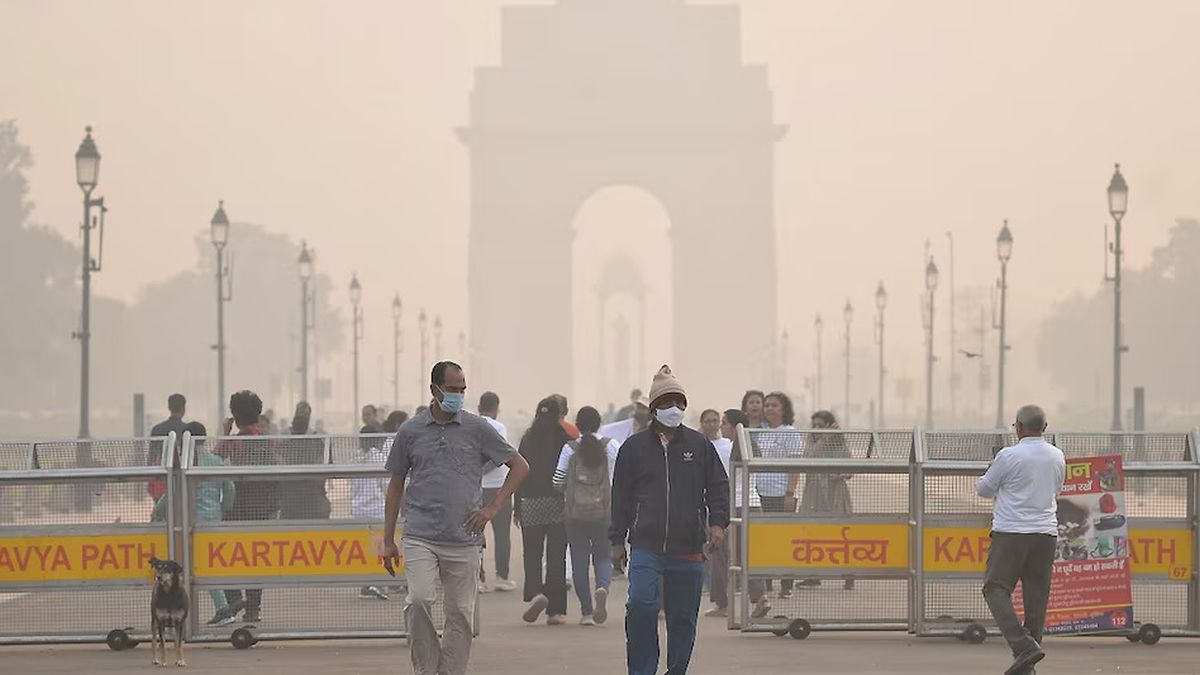 Delhi’s Air Crisis Deepens: Artificial Rain Test Fails to Bring Relief, Check Today’s AQI