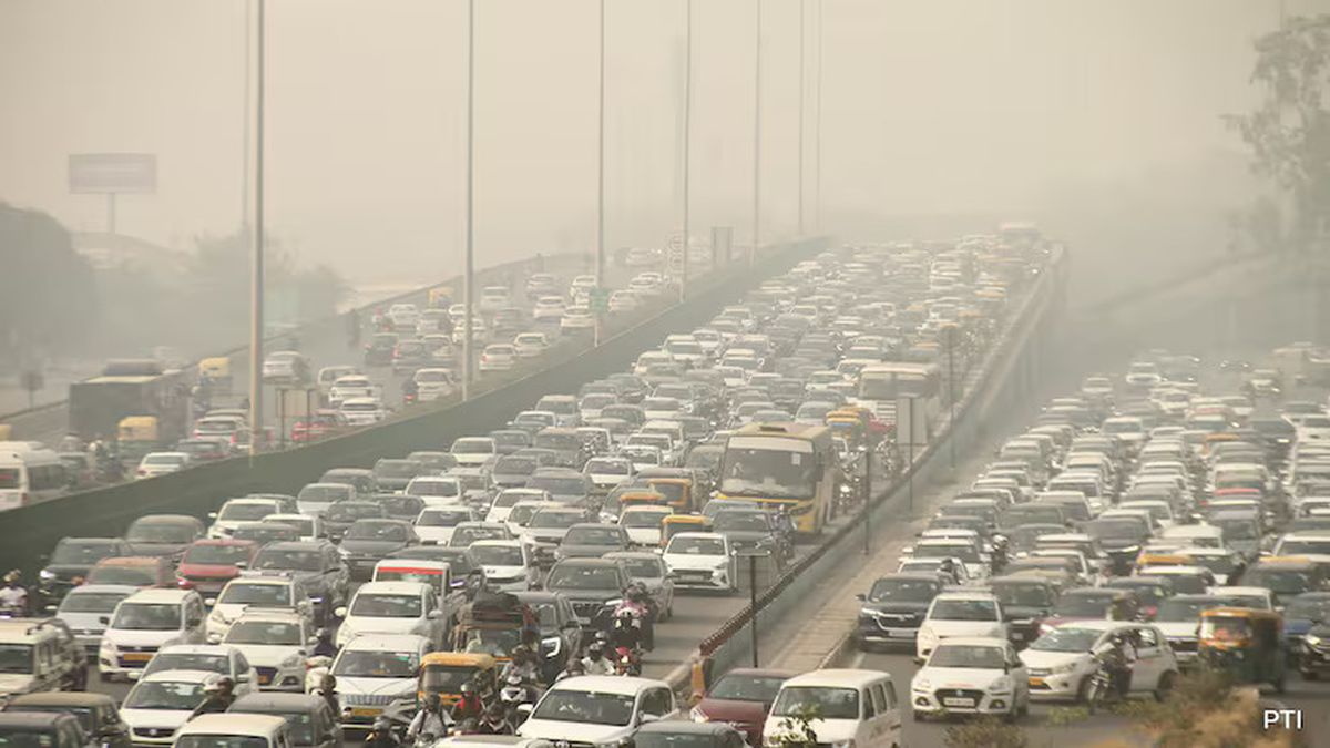 Only BS6 Diesel Commercial Vehicles Allowed in Delhi from November 1st; Other Commercial Transport Banned