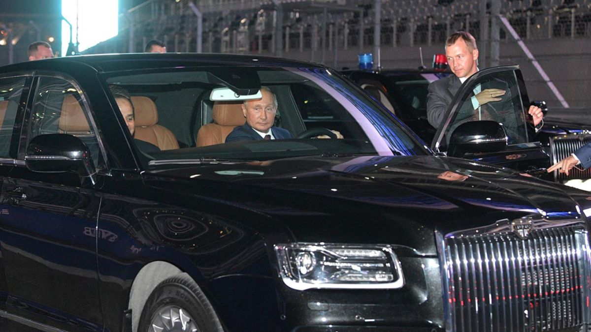 Gazprom Secures Majority Control of Luxury Brand Aurus After Buying 51% Stake