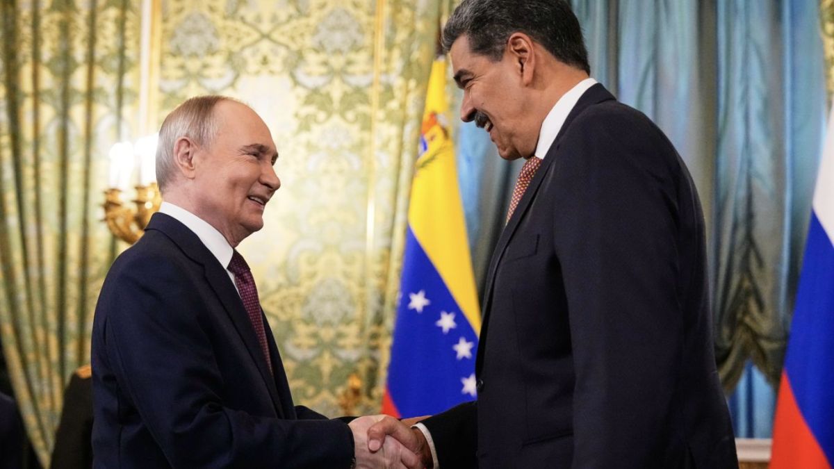 Maduro Asks Putin for Military Help Against US Forces in Caribbean