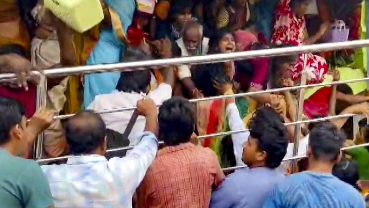Stampede at Srikakulam Temple Claims 10 Lives; PM Modi and President Murmu Express Grief