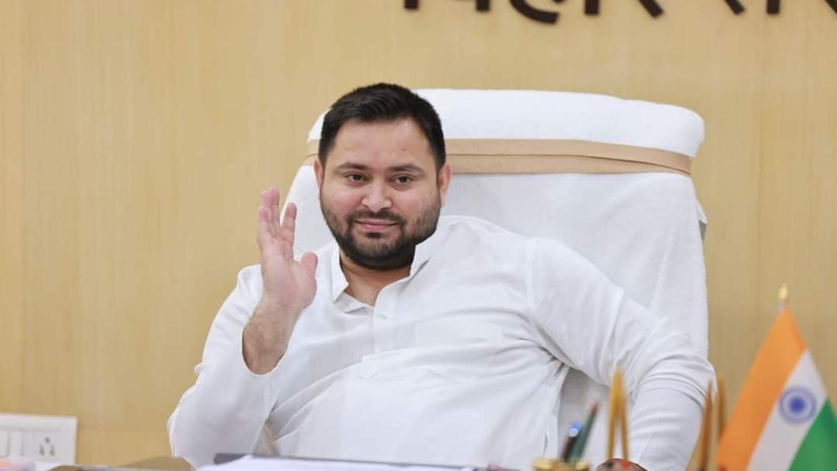Tejashwi Yadav Pledges Multiple Deputy CM Posts in Bihar, Including Muslim and Dalit Faces