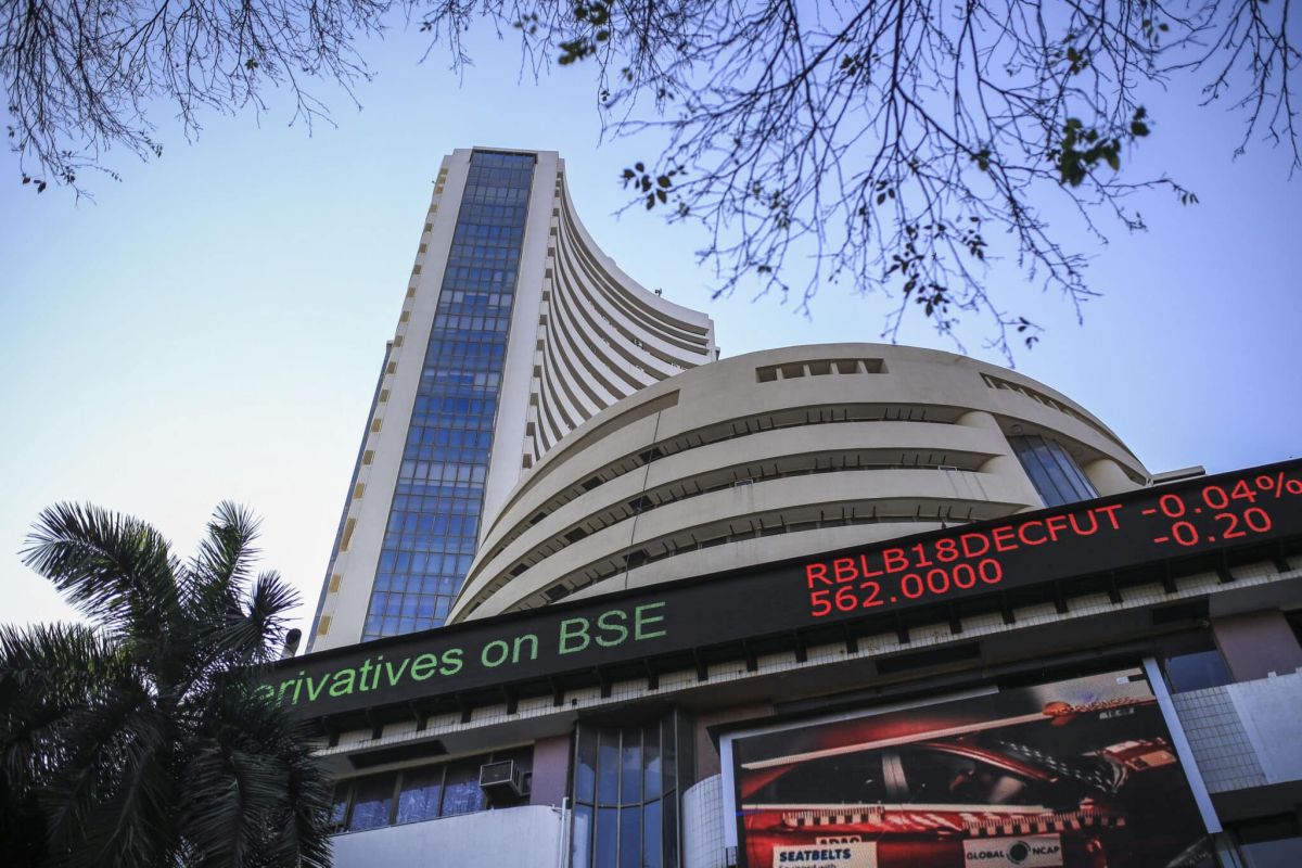 Stock Market Update: Sensex Gains 30 Points, Nifty Slides Below 25,740 Level