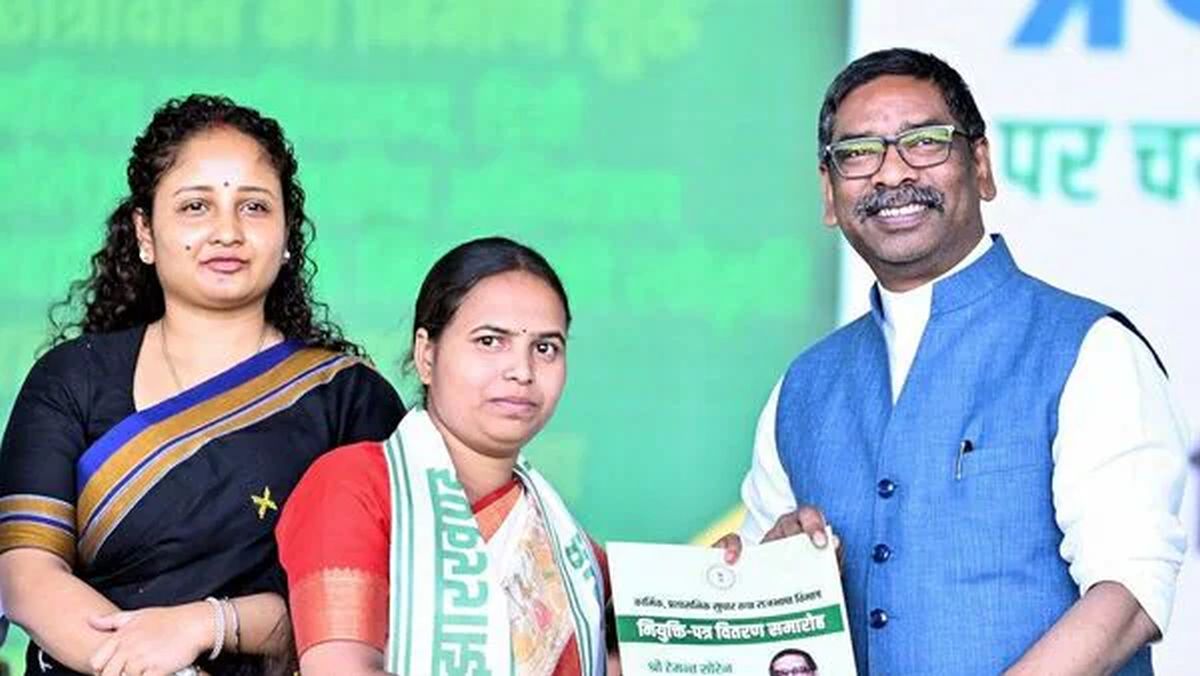 JMM’s Cryptic Statement Fuels Political Buzz Amidst BJP Alliance Rumours