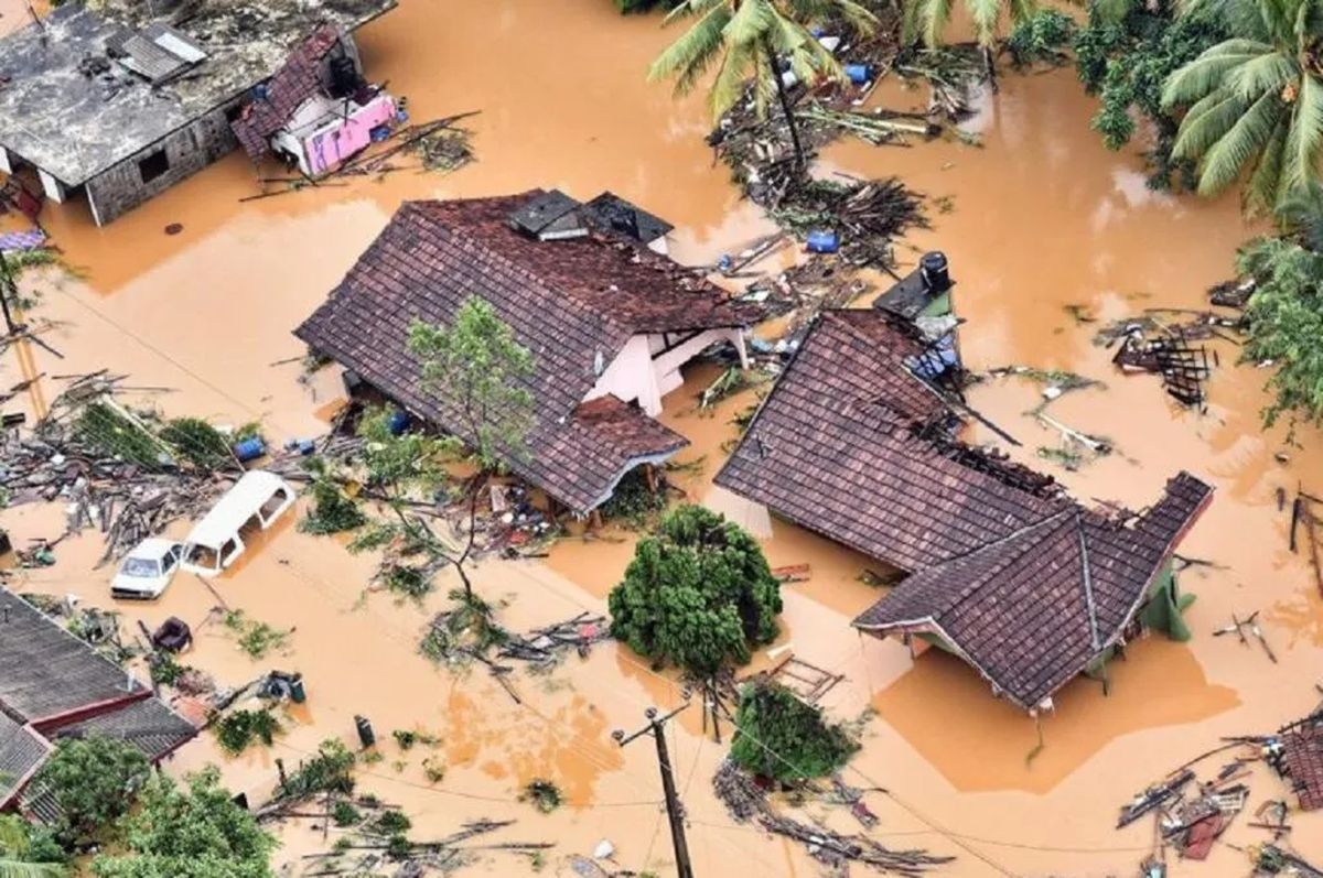 Cyclone Ditwah Aftermath: Sri Lanka, Indonesia Death Toll Crosses 1,300; Rain Pummels Tamil Nadu