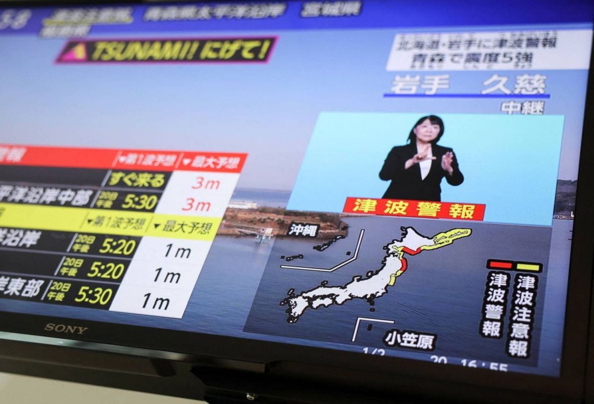 Major Japan earthquake triggers tsunami alerts for northern regions