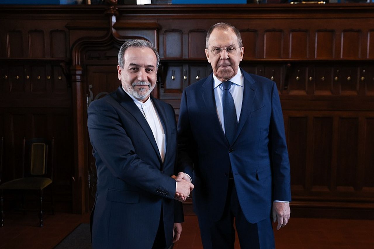 Russia to Stop the War! Big Offer for Iran! Russian FM Lavrov Talks with Araghchi