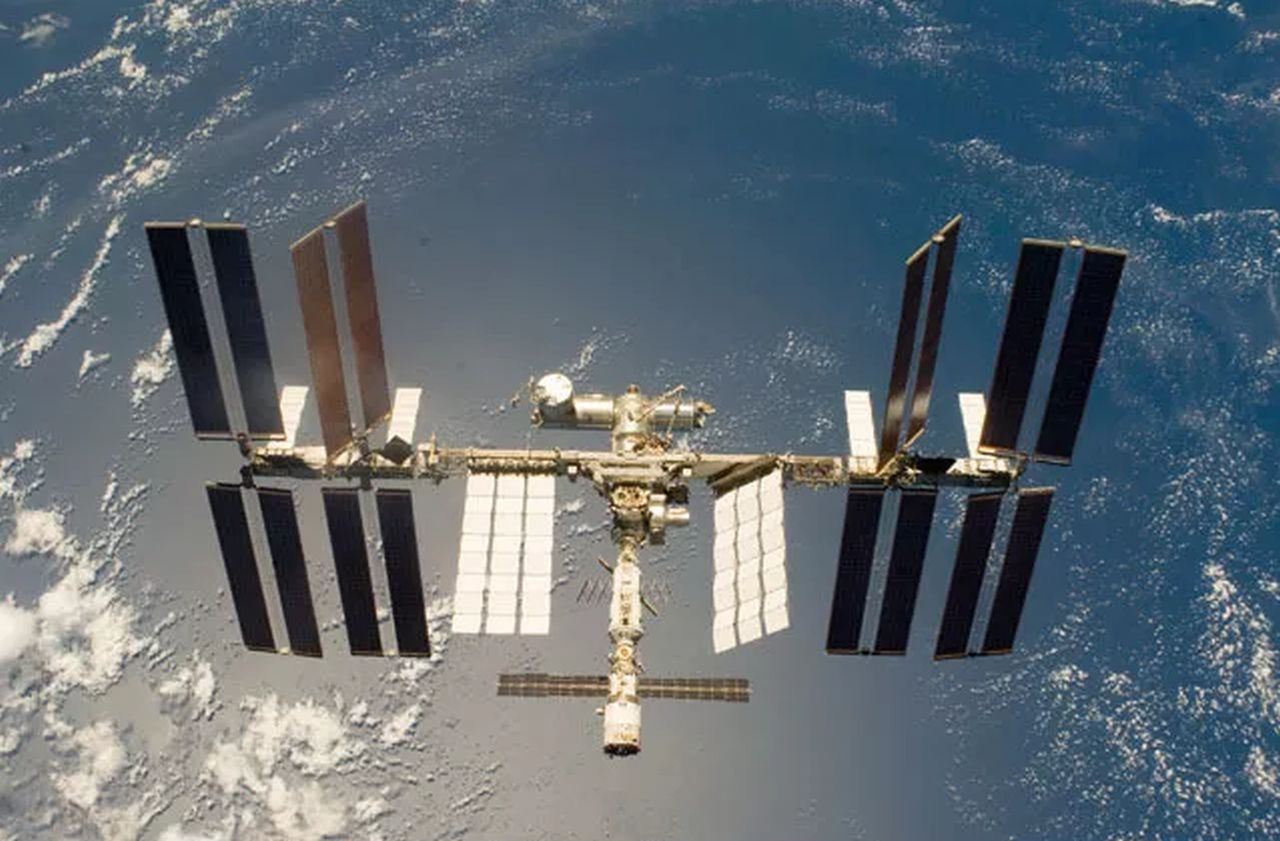 SpaceX Dragon Cargo Mission to ISS Pushed Back to May 15 Over Bad Weather in Florida