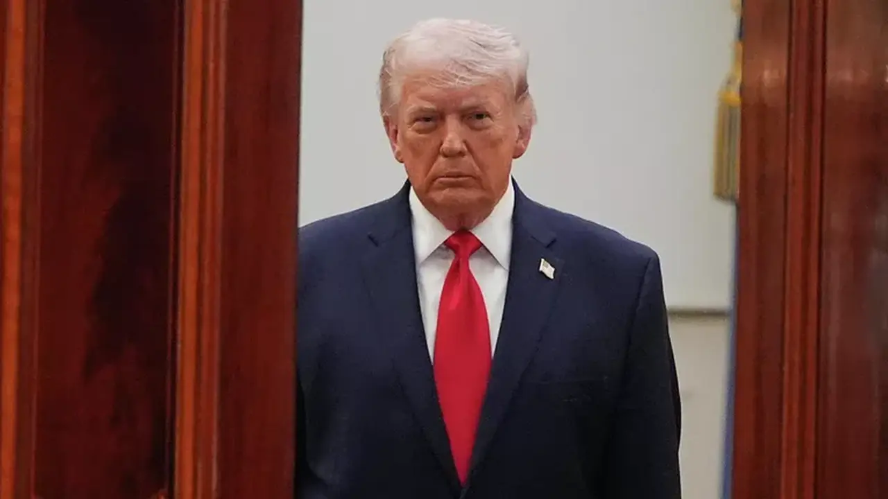 Trump Huddles With Top National Security Team Over Next Iran War Moves