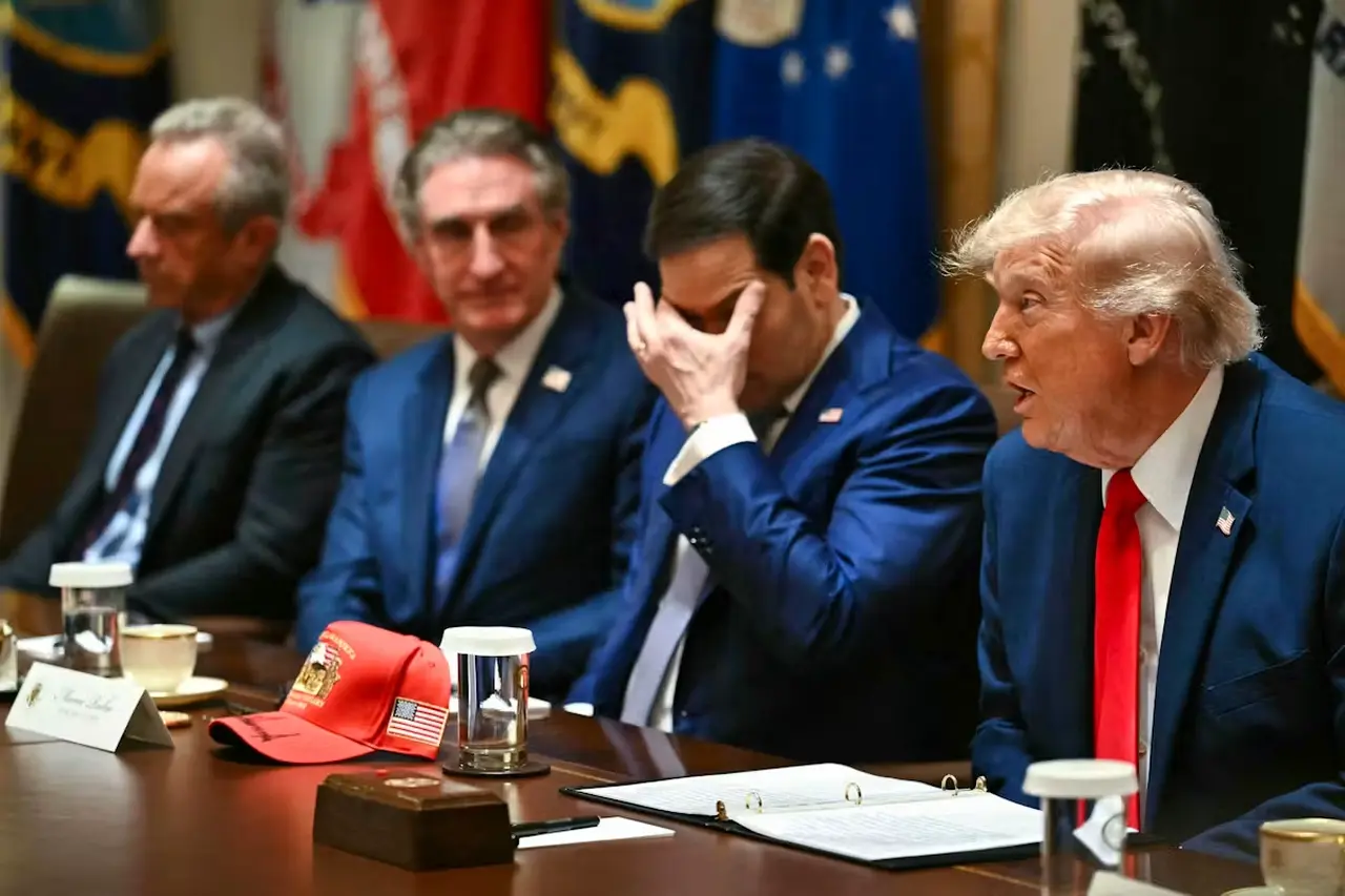 Trump’s Explosive Warning “We’ll Have to Blow Them Up” Shocks US Ally Oman Over Strait of Hormuz Standoff