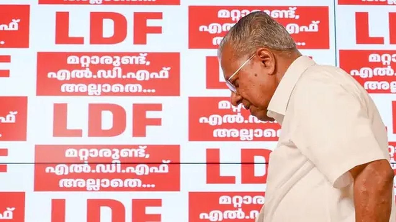 India’s Left Loses Power Everywhere, A First Since 1977