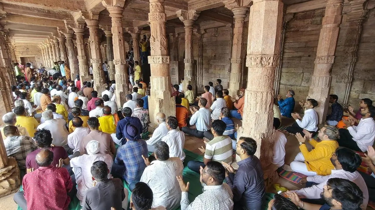 Drones, CCTV & 1,500 Cops Guard Bhojshala Ahead of Friday Namaz in Madhya Pradesh