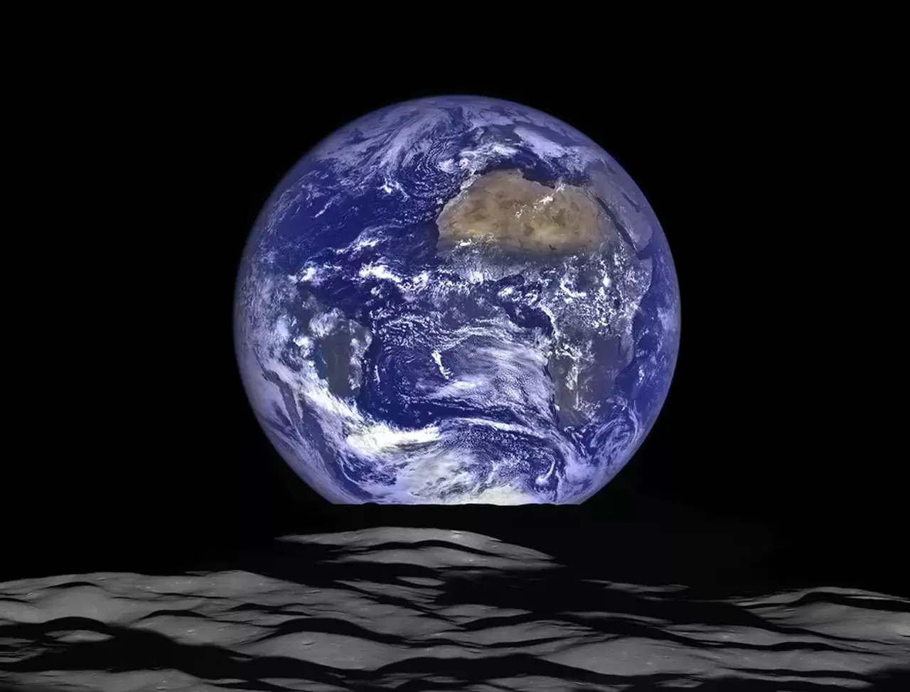 NASA Plans to Use Drones and AI to Build a Permanent Moon Base