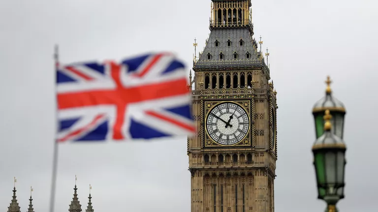UK Plans Legal Refugee Resettlement Scheme, Modelled on Ukraine Homes Programme