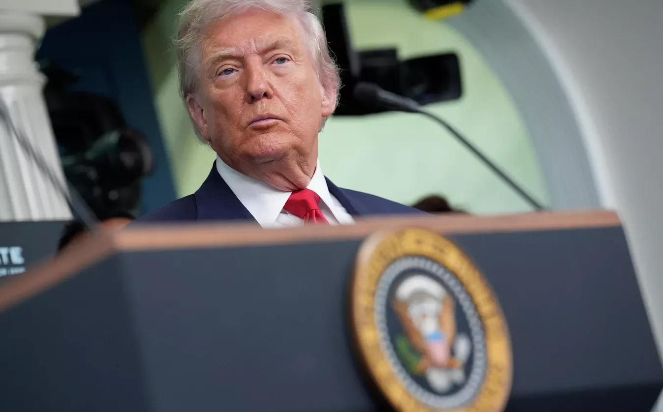 Trump Promises Iran Deal Within Two Weeks as Ceasefire Talks Stall