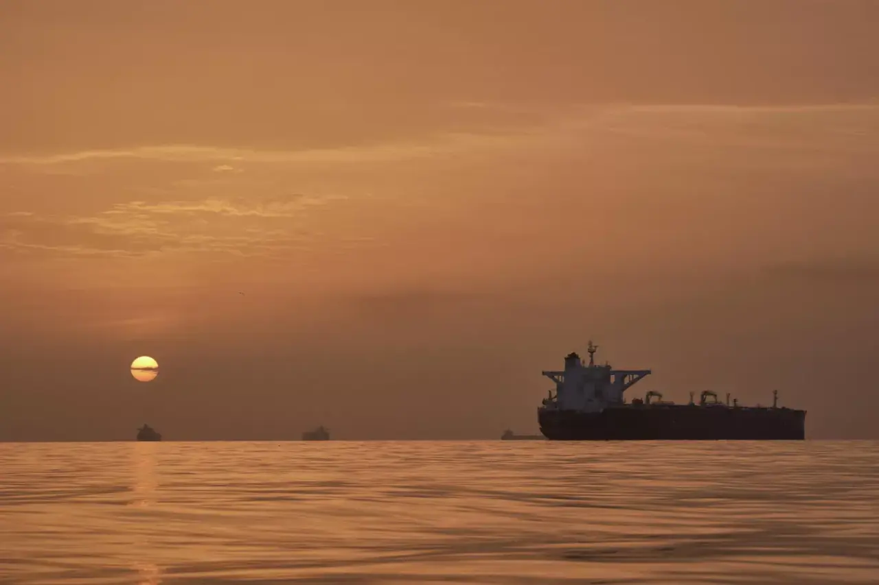 Explosions Heard Near Iran’s Qeshm Island in the Persian Gulf