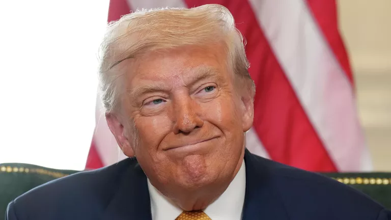 WSJ: Trump Chooses Diplomacy Over Military Strikes to Resolve Iran Conflict
