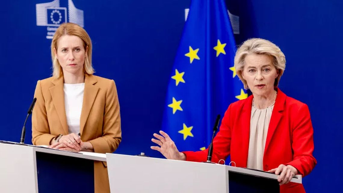 US Analyst Says EU Leaders Use Russophobia to Stay in Power